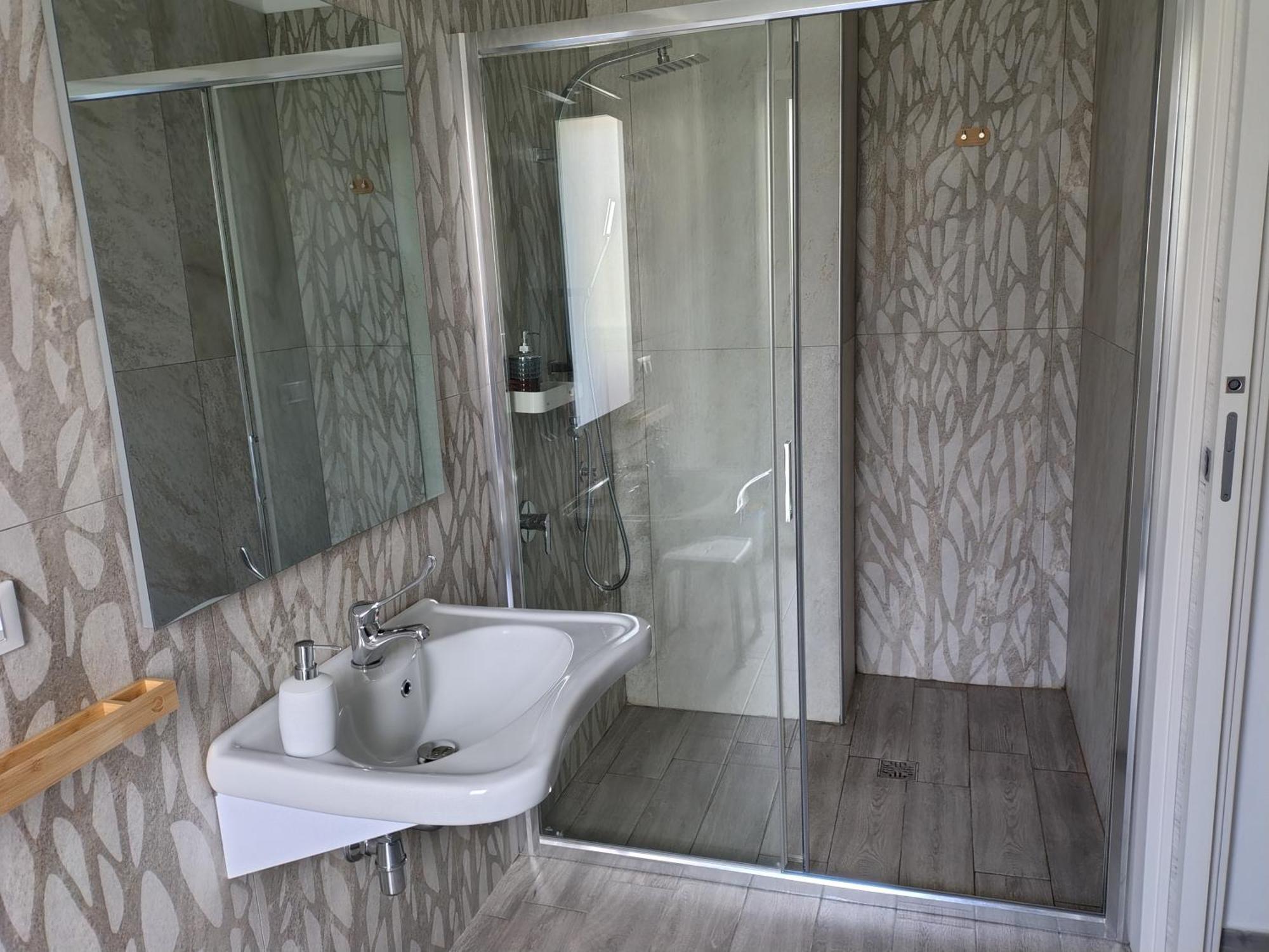 Stasonis Hotel Quartu SantʼElena Екстериор снимка
